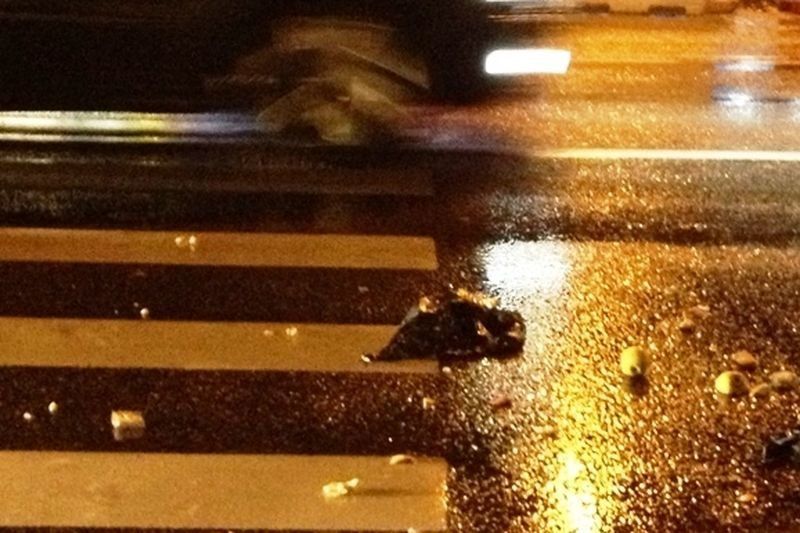 ГИБДД ищет водителя, который сбил пешехода, а потом скрылся