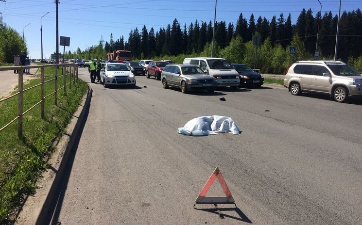 Пешеход в Петрозаводске погиб после двух наездов