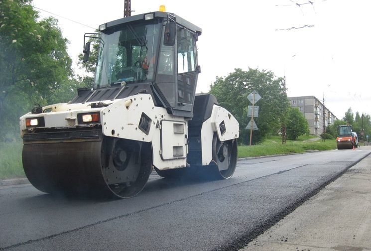 Кирова и Ригачина сегодня отремонтируют. Какие еще улицы покроют асфальтом