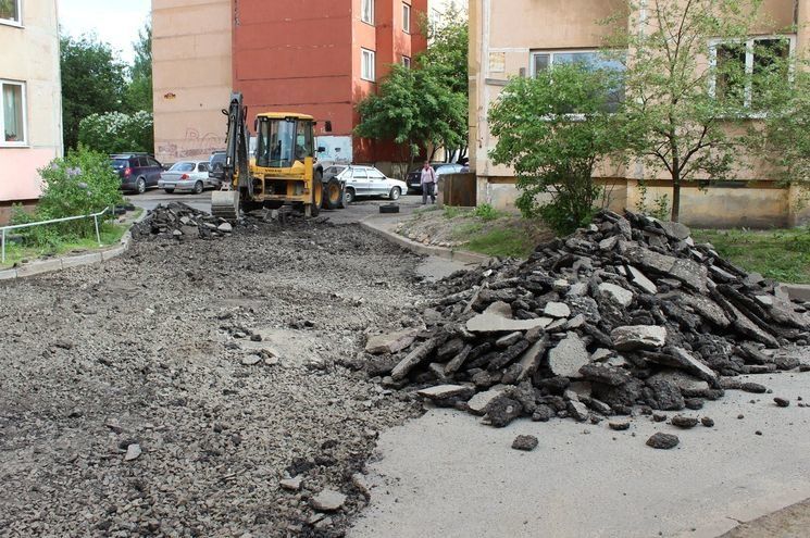 В Петрозаводске до 30 июня благоустроят пять дворов. Смотрим, кому повезло