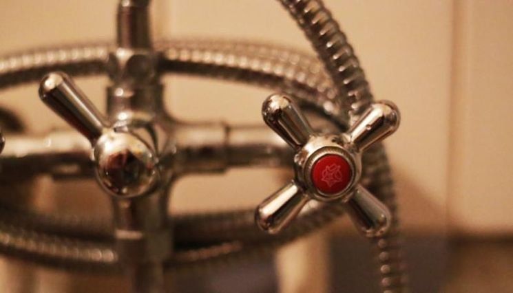 Глава Карелии пообщался с роженицами, которые жаловались на отсутствие горячей воды