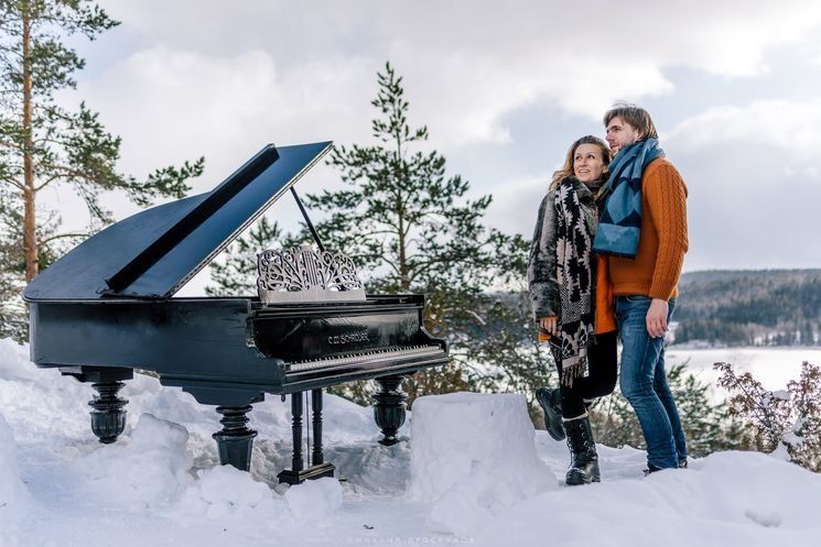 Пианист из Петербурга показал клип с роялем на горе в Карелии