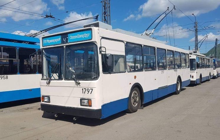 Петрозаводск получит в подарок 10 старых троллейбусов из Санкт-Петербурга