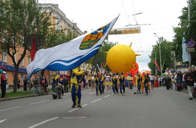 В мэрии назвали улицы, которые будут перекрыты в День города