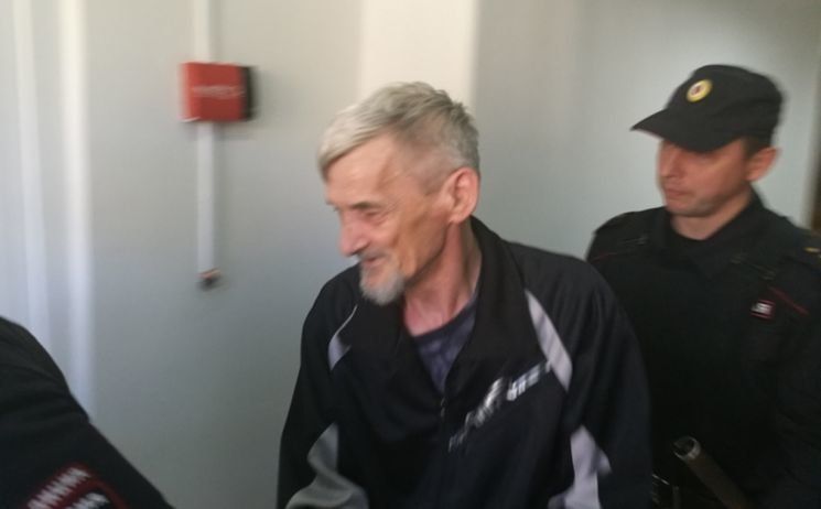 «Из ребенка выдавили показания». Юрий Дмитриев снова за решеткой