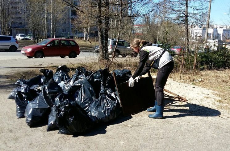 Город убрали сами горожане. Более 10 тысяч петрозаводчан собрали свыше 10500 пакетов мусора