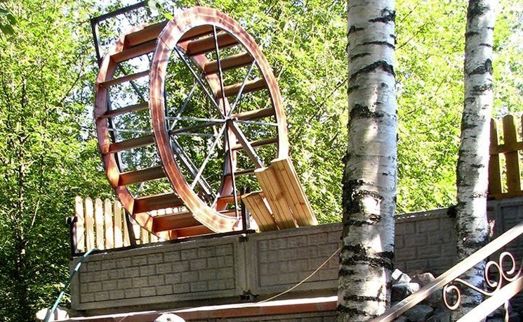 В Суоярви предприниматель-меценат строит фонтан с бассейном