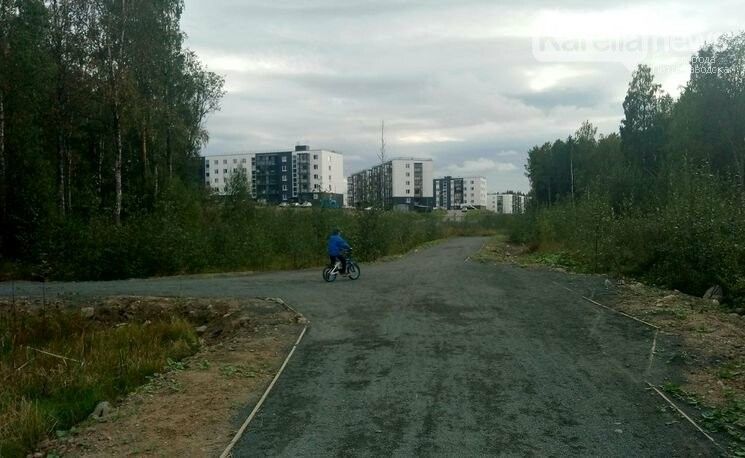 Без поребриков, но с лягушкой. В Петрозаводске открыли велодорожку «Тропа Ивана-царевича»
