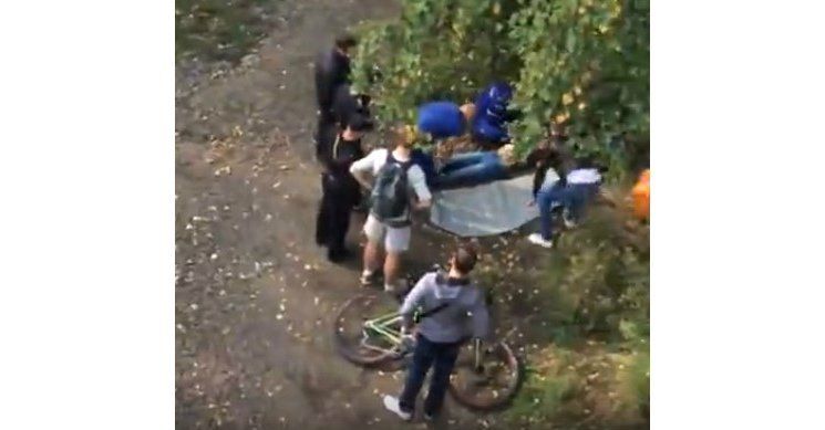 Еще одну девушку зарезали в центре Петрозаводска