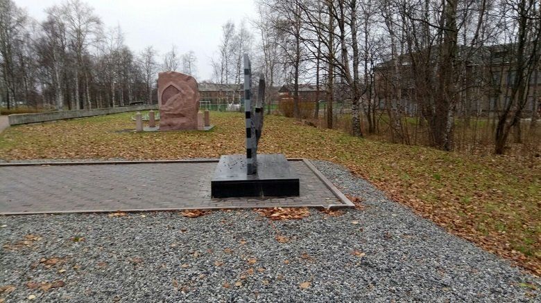 Поврежден памятник воинам-интернационалистам в Беломорске