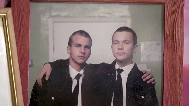 За что посадили Романова и умер Семенов? Телеканал ТВ-3 показал откровенный фильм о гибели курсантов