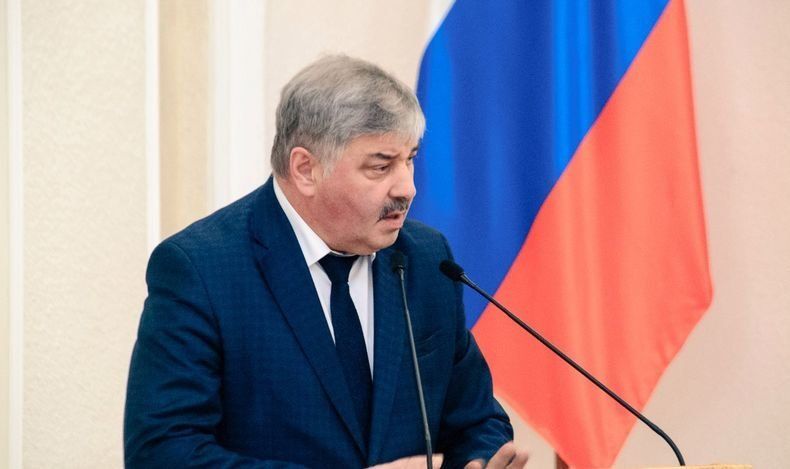 Депутаты назначили Андрея Манина руководителем аппарата парламента и попросили кондиционер