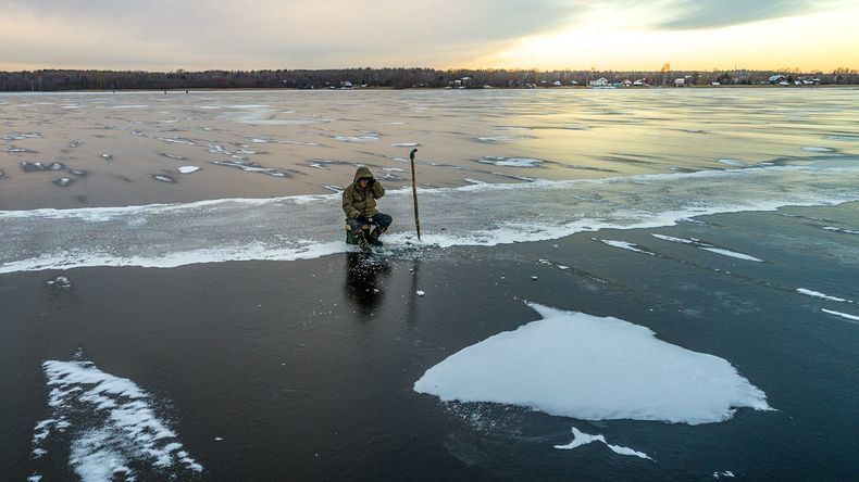 Пять рыбаков погибли на водоемах Карелии в дни перволедья