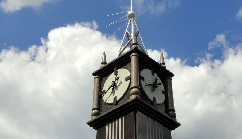 «В январе точно снесем!» Ирина Мирошник рассказала, что ждет Биг-Бен и место, где он стоит