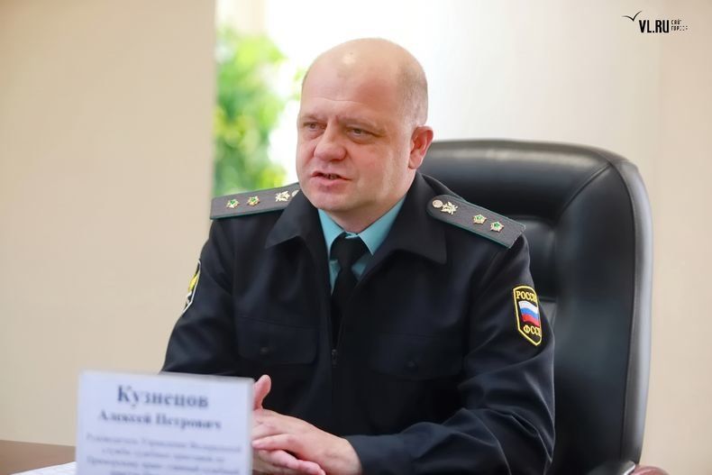 Бывший главный судебный пристав Приморского края будет отвечать за вывоз мусора в Карелии