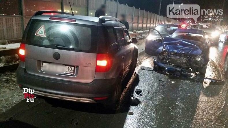 Лобовое столкновение на Гоголевском мосту. Подробности происшествия