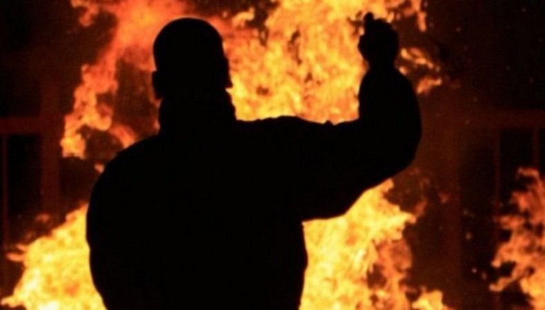 Поджигатель жилого дома в Карелии предстанет перед судом