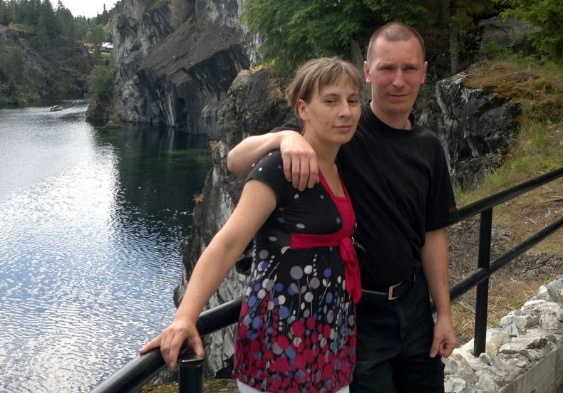 Многодетные родители Киселевы из Костомукши, у которых изъяли детей, обвинили детского омбудсмена в обмане