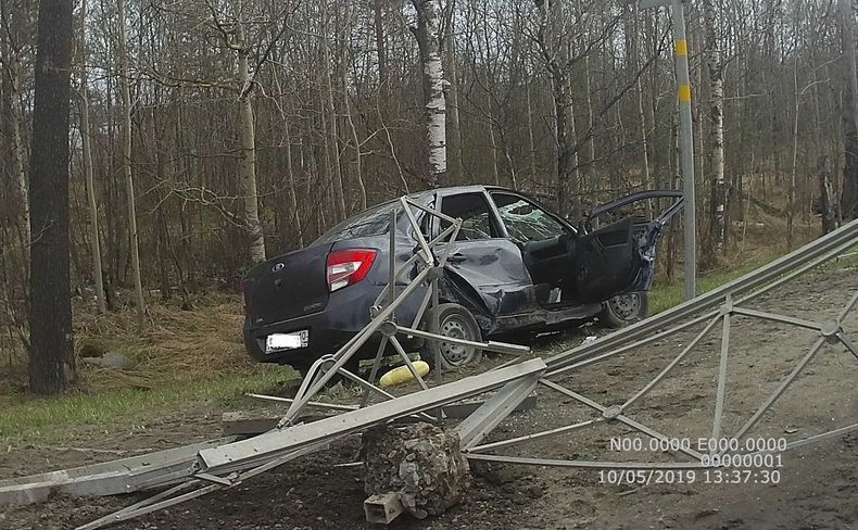 Два человека пострадали в аварии около Кондопоги