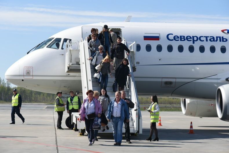 Сегодня начались авиаперевозки по маршруту «Петрозаводск-Симферополь»