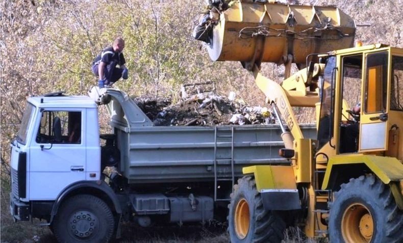 В Петрозаводске уберут более 1,5 тысяч  кубометров отходов с мест незаконных свалок