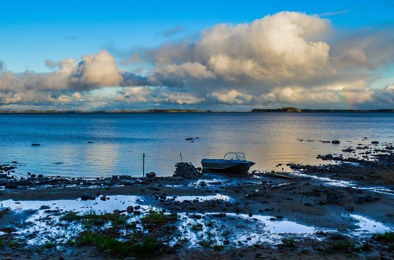 Найдены тела всех утонувших на озере Водлозеро рыбаков