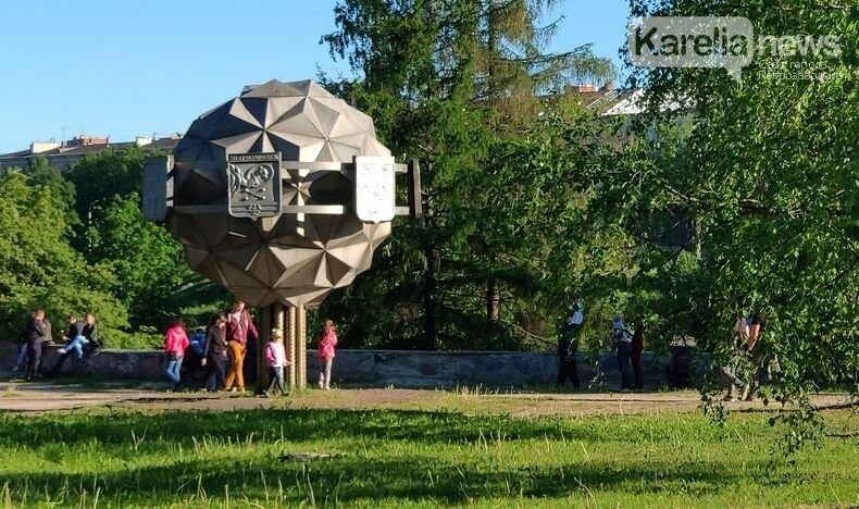 «Дерево дружбы» впишется в концепцию набережной». Еще одно мнение архитекторов и дизайнеров