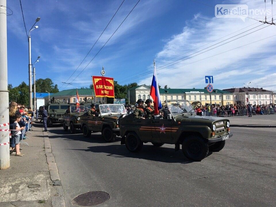 Танки в городе! В Петрозаводске проходит празднование Дня города