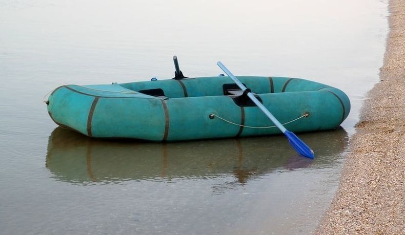 63-летний рыбак выпал из лодки и утонул в Карелии