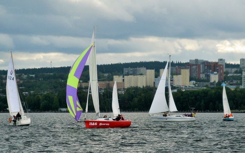 Яхтсмены Петрозаводска закроют парусный сезон. Смотрим, когда и где можно увидеть зрелище