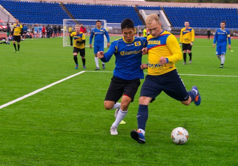 Ешь суши, станешь чемпионом. В Петрозаводске прошел крупнейший межнациональный футбольный турнир