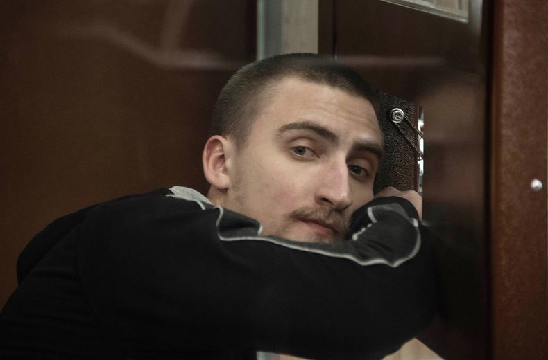 «Я/Мы Павел Устинов». Актеры и руководители театров выступили против произвола власти