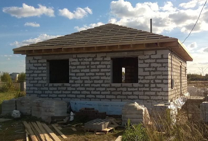 По миллиону рублей на строительство жилья начнут выплачивать медработникам на селе уже в 2020 году