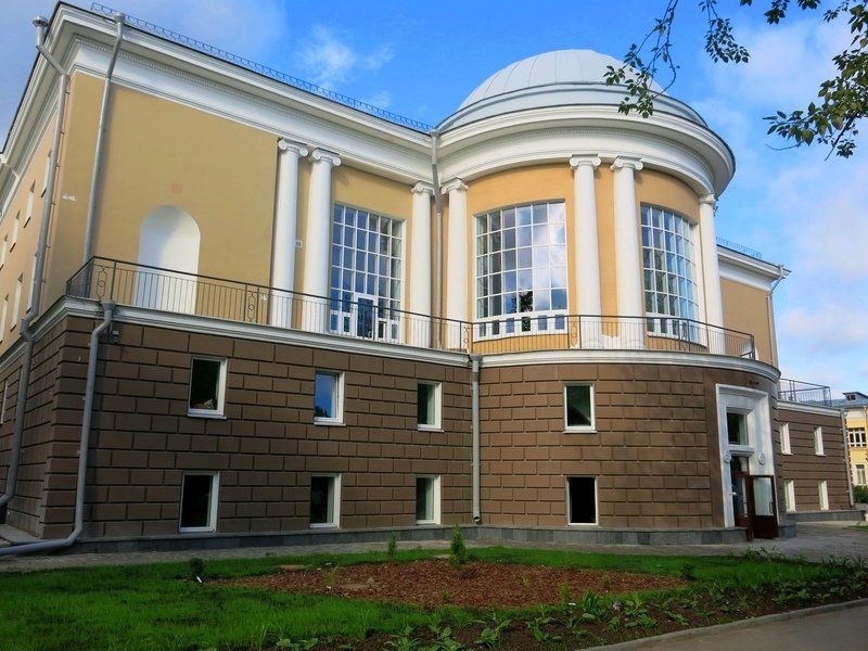 Библиотека, гербарий, ТРИЗ и вербовка — 15 октября в истории Карелии