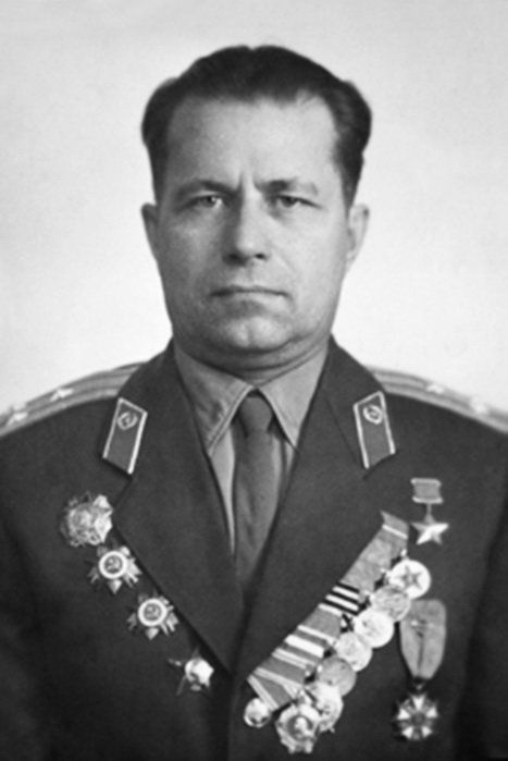 Герой Омелин, Мешко и центр семьи — 17 октября в истории Карелии