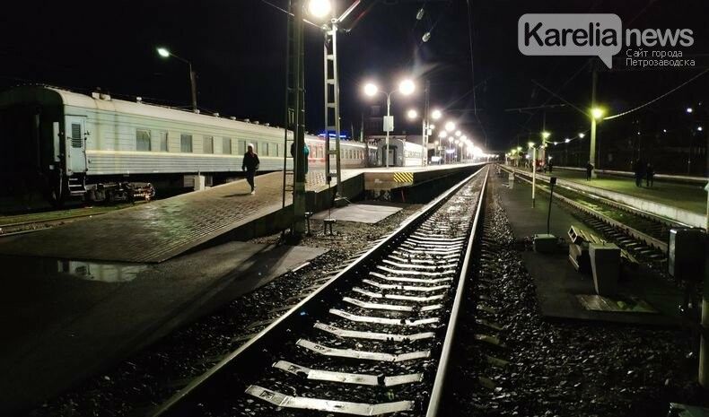 ЧП на ОЖД. Поезда дальнего следования массово опаздывают в пункты назначения