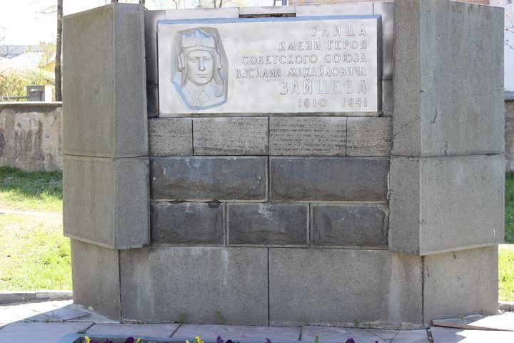 2578351-27_2.jpg