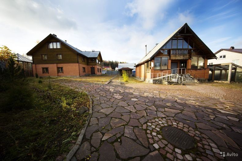 Около 20 гостиниц в Карелии выставлены на продажу. Узнали, что продают и почему