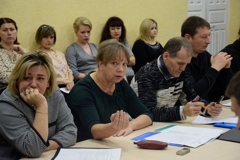 Депутаты Олонца вынесли «порицание» коллеге, которая поймала на лжи главу администрации Прокопьева