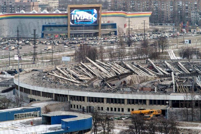 Рабочий из Петрозаводска погиб во время обрушения СКК «Петербургский»