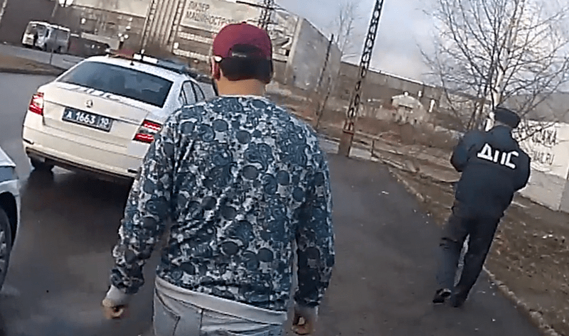 Депортирован водитель, возивший под наркотиками пассажиров в Петрозаводске