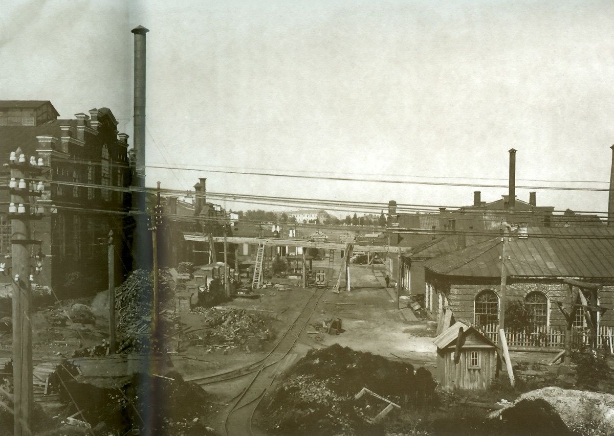 ЗАГС, аэродром, больница и «Кархакос» — 6 марта в истории Карелии