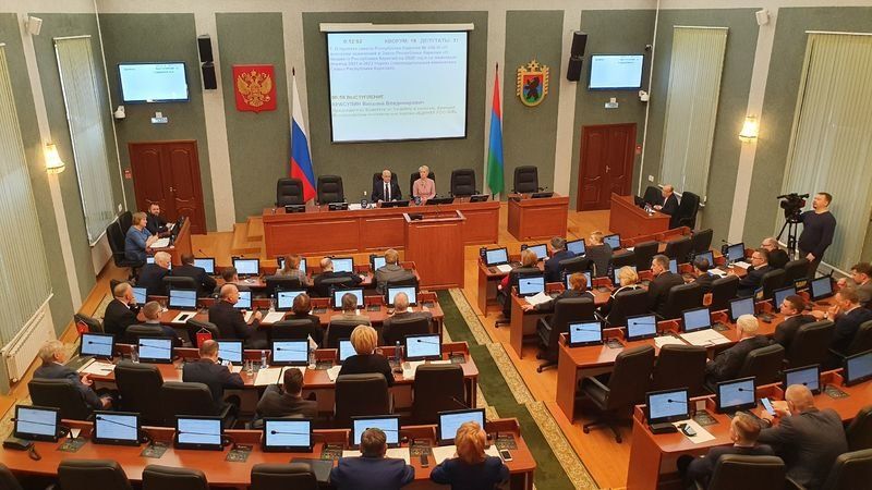Заксобрание Карелии выразило отношение к поправкам в Конституцию
