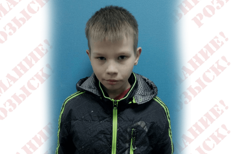 В Петрозаводске без вести пропал подросток с русыми волосами