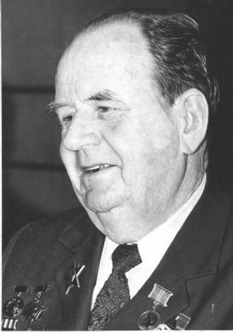 «Человек из легенды», «Отличный сапер», «Серп и Молот», «Вечный Огонь Славы» -12 апреля в истории Карелии