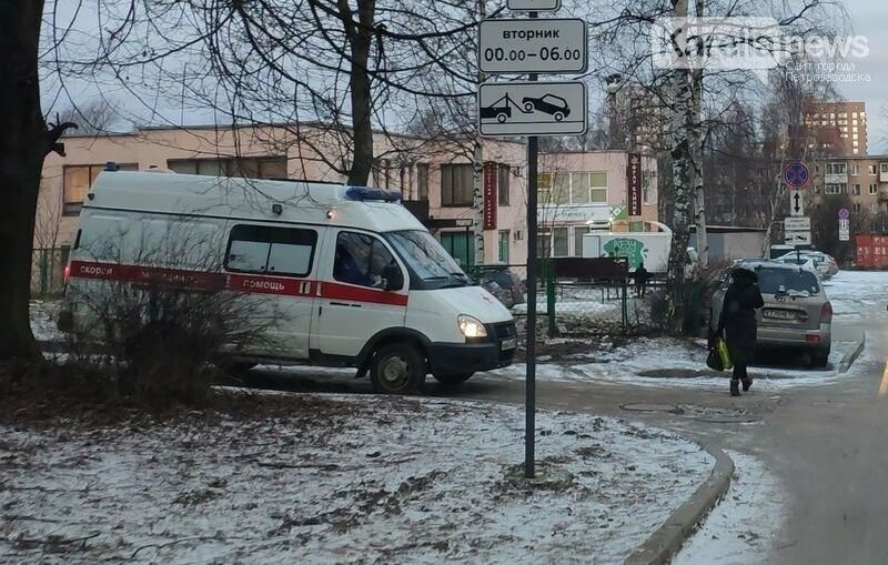 Путин назвал сумму доплат медикам, которые борются с коронавирусом