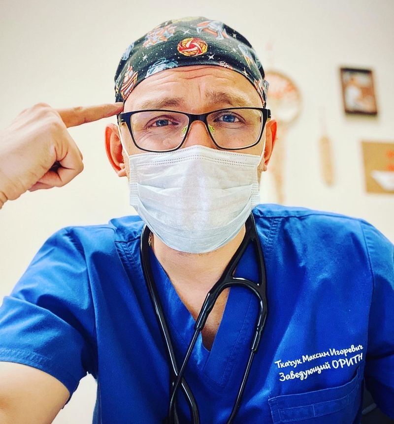 «Вирус теперь не щадит молодых и детей». Реаниматолог из Петрозаводске вновь призывает к разуму