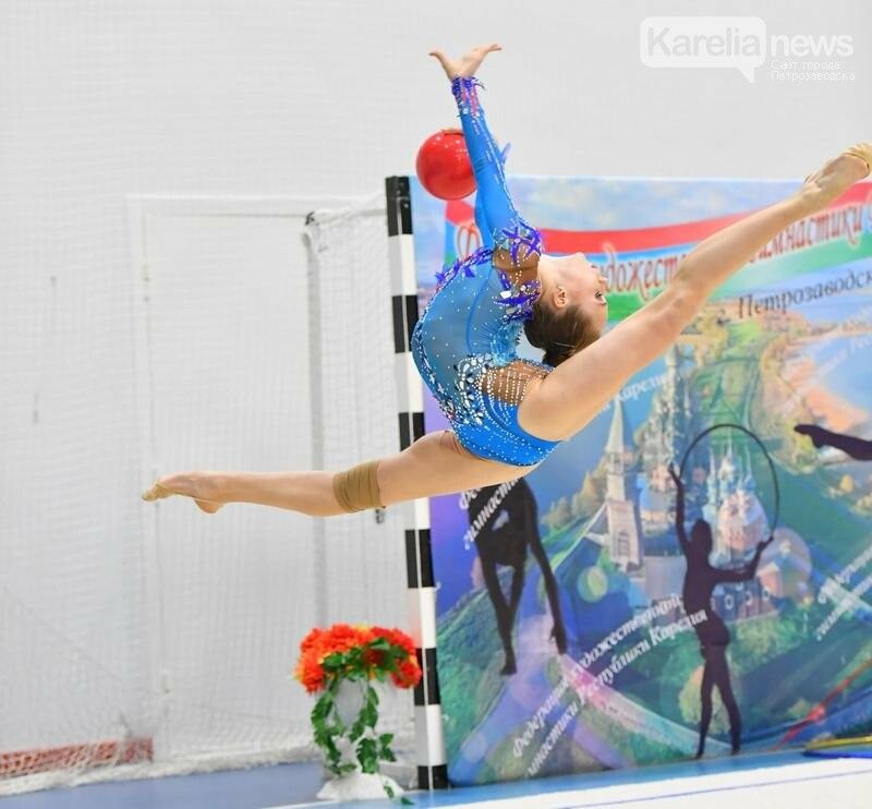 “Нельзя сдаваться!” Карельские гимнастки, их родители и наставники рассказали о тренировках на карантине