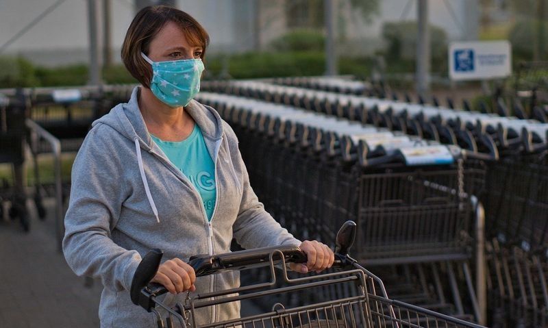 На улице необязательно! Глава Карелии уточнил, где и в каких районах нужно носить маски