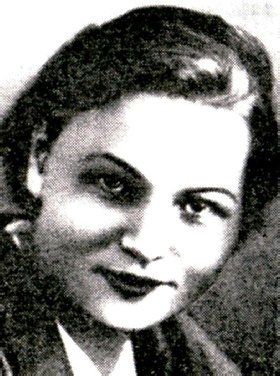 Радистка, Дворец пионеров, самбист, хирург и МВД — 18 мая в истории Карелии